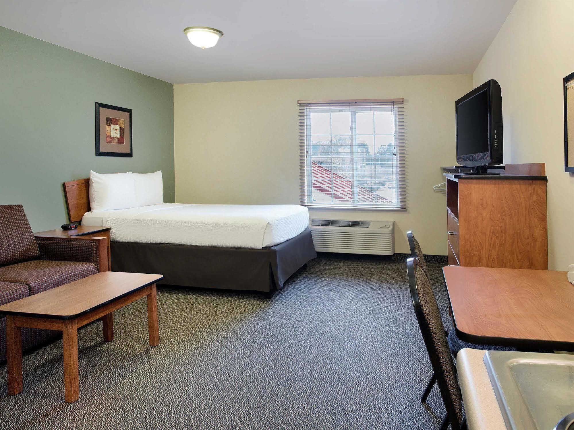 Woodspring Suites Raleigh Northeast Wake Forest Екстериор снимка